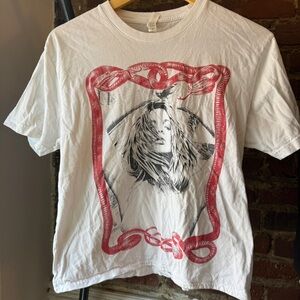 Britney Spears snake tee